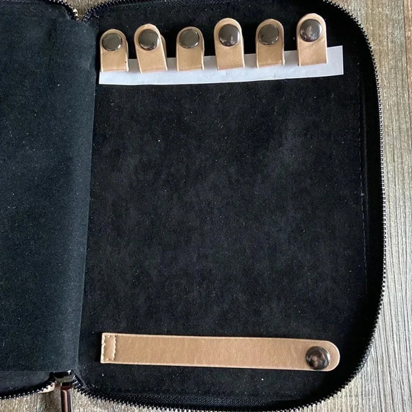 Halston  Travel Jewelry Case - Picture 5 of 5